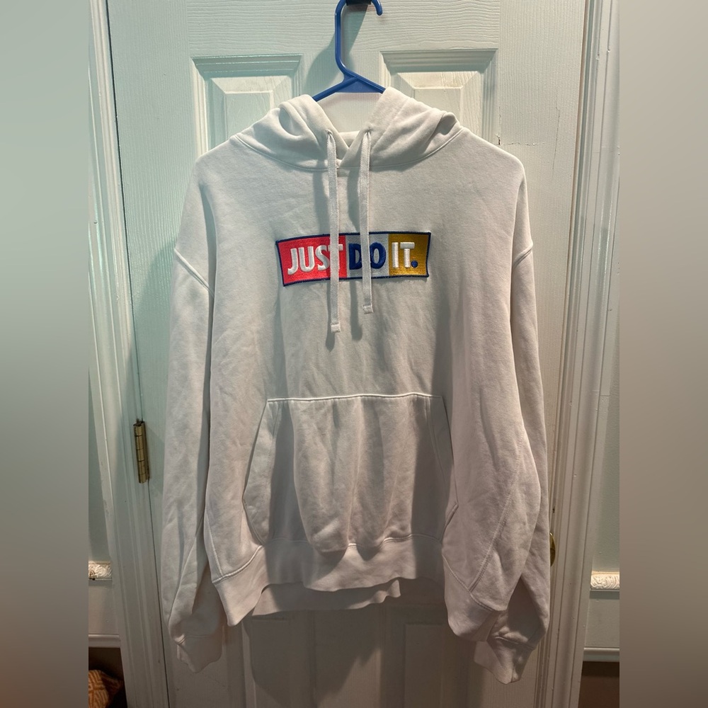 Nike men’s white hoodie pullover sweatshirt just do‎ it medium